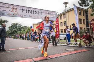 Championnat du monde de 100 kilomètres – un titre, plusieurs médailles et de nouveaux records