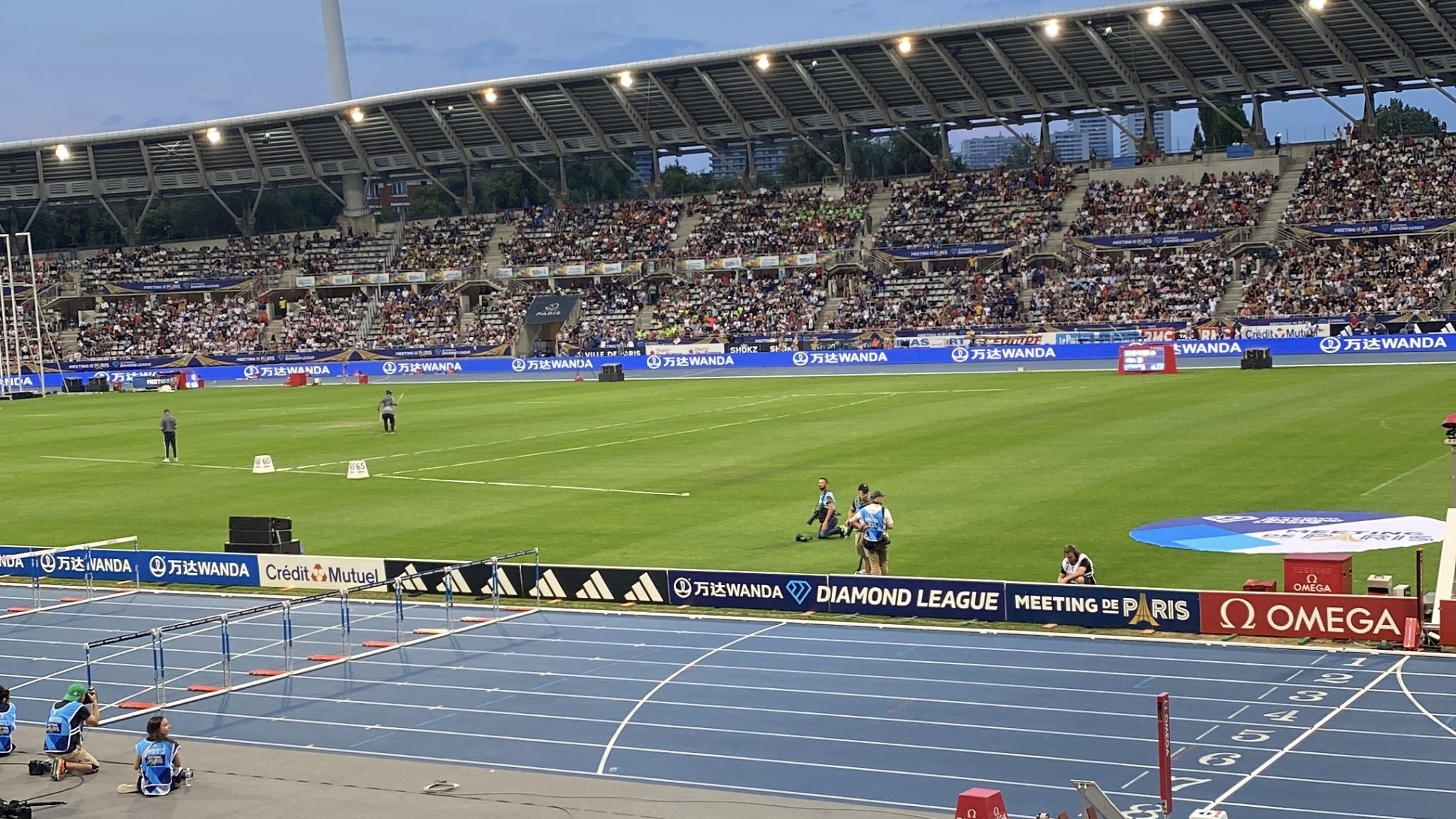 Le meeting de Paris dans un stade Charléty plein